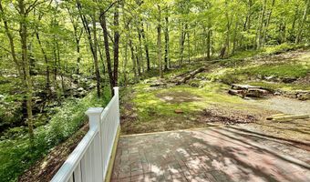 277 Lake Rd, Andover, CT 06232