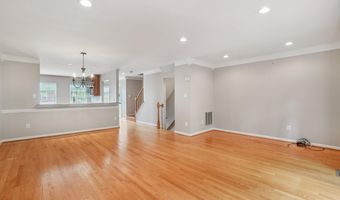 1253 QUAKER HILL Dr, Alexandria, VA 22314