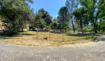 17711 Fuzzy Ln, Anderson, CA 96007
