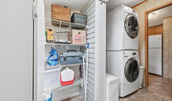 42 Sparrow Dr, Augusta, ME 04330