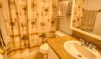 35 Walaka St L-204, Kihei, HI 96753