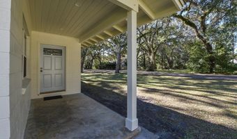 11 Shadow Ln, Apalachicola, FL 32320