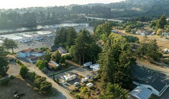 97799 Hanscam Ln, Brookings, OR 97415