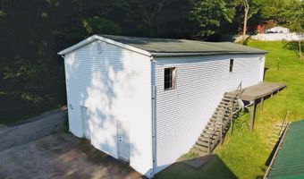 18 Madison St, Beattyville, KY 41311