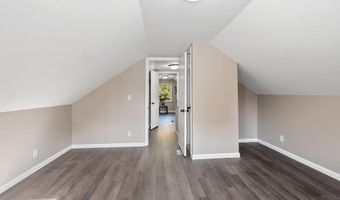 2500 S JEFFERSON St, Appleton, WI 54915