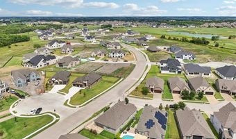 600 Race Dr, Heath, TX 75126