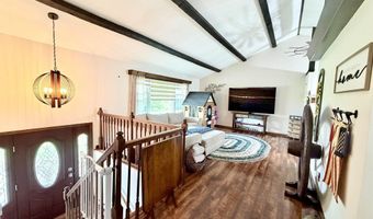 307 Meadow View Dr, Arthurdale, WV 26520