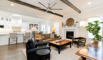 5910 SW Dryden Rd, Bentonville, AR 72713