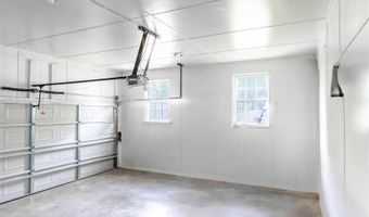 1111 CREEK Trl, Anniston, AL 36206