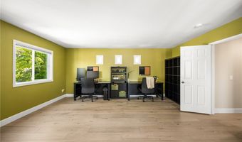 7686 E Big Canyon Dr, Anaheim, CA 92808