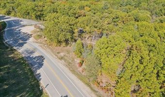 7820 Cascade Rd SE, Ada, MI 49301