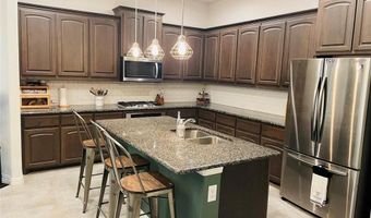 208 Mineral Point Dr, Aledo, TX 76008