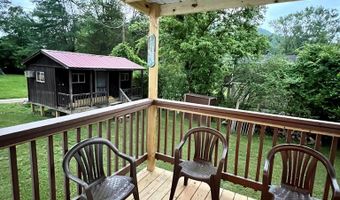 55 Minnow Ln, Alderson, WV 24901