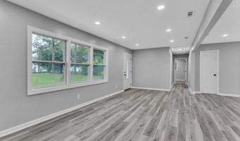 701 E Fourth St, Adel, GA 31620