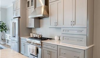 2400 Division Rd, East Greenwich, RI 02818