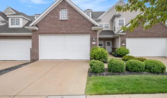 2925 N Knightsbridge Cir, Ann Arbor, MI 48105