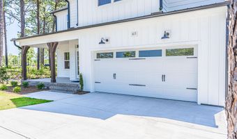 613 Watauga Ln, Aberdeen, NC 28315