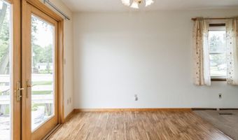 1122 E Ave, Albia, IA 52531