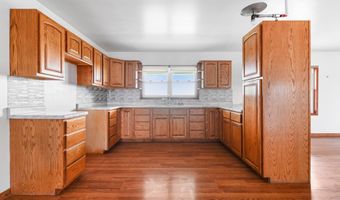 2466 655th Ave, Albia, IA 52531