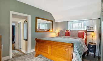 221 S Main St, Cambridge, VT 05444