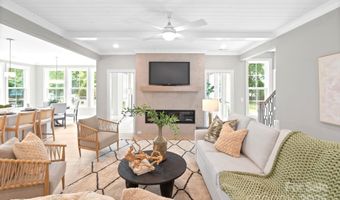 6910 Providence Ln W, Charlotte, NC 28226