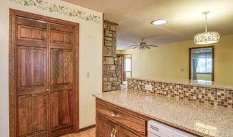 4 Monovar Ln, Hot Springs Village, AR 71909