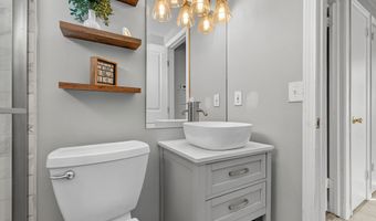 12 Fairview Hts, Cromwell, CT 06416