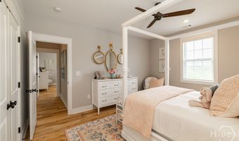 261 Highpointe Ln, Athens, GA 30606