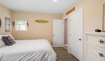882 Point Judith Rd, Narragansett, RI 02882