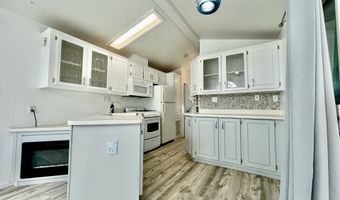 15577 HIGHWAY 101 #F3, Brookings, OR 97415