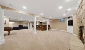 23855 W Sarah Ct, Antioch, IL 60002
