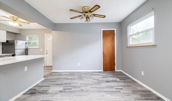 118 Coolidge Ave, Amityville, NY 11701