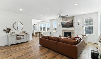 1811 SW Westview Dr, Ankeny, IA 50023
