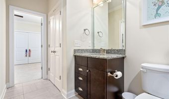 2217 N DONAHUE Dr, Auburn, AL 36830