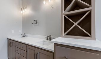 266 E SWEETWATER Way, Appleton, WI 54913