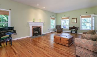37 Woodruff Ln, Cornwall, CT 06796