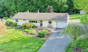 139 Contour Dr, Cheshire, CT 06410