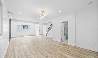 1 B SISSON Ct, Bayonne, NJ 07002