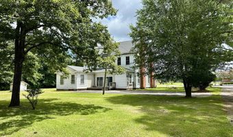 207 N 5th St, Aurora, NC 27806