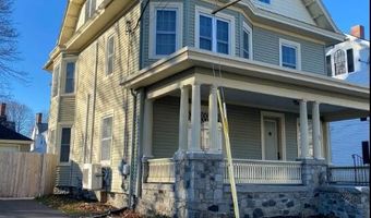 52 Grove St, Bangor, ME 04401