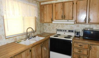 42770 Winema Dr, Bouse, AZ 85325