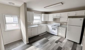 20 OAK St 2, Bayonne, NJ 07002