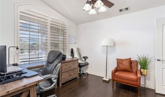 16501 Menahka Rd, Apple Valley, CA 92307