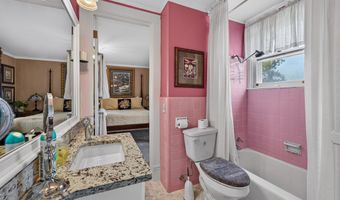 12 Dyal St, Baxley, GA 31513