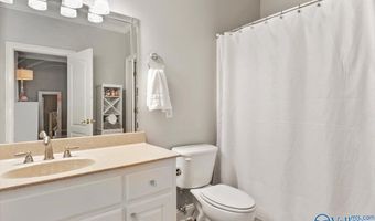 280 St Andrews Ln, Albertville, AL 35951