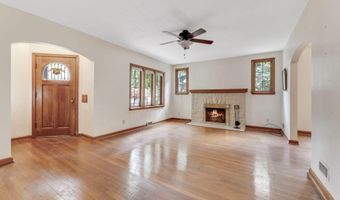 35 Brevoort Rd, Columbus, OH 43214