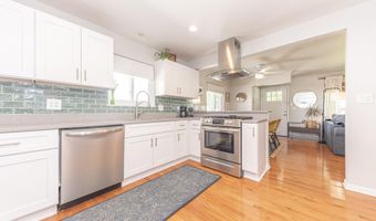 2041 Norfolk Ave, Ann Arbor, MI 48103