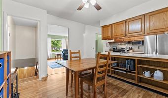 681 Archwood Dr, Ann Arbor, MI 48103