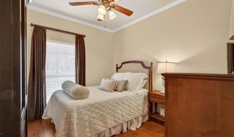 111 Hanging Moss Dr, Benton, LA 71006