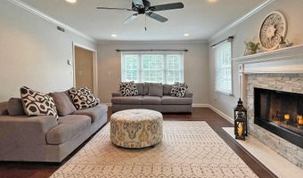 162 Ivy Hill Dr, Aberdeen, NJ 07747